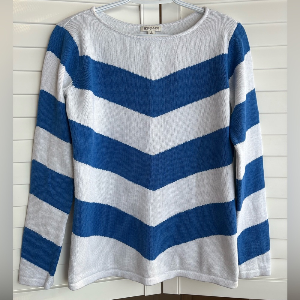 100% cotton sweater size small, blue and white